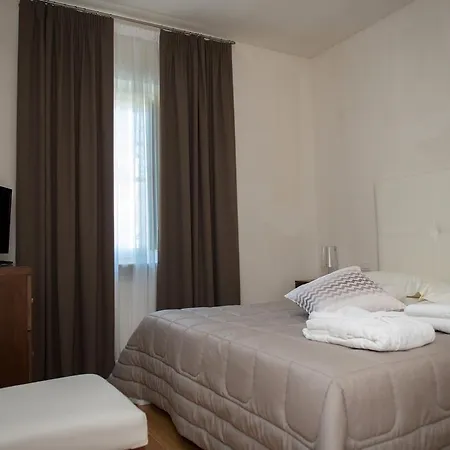 Apartment Raganella *