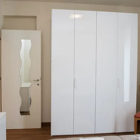 Apartment Raganella *