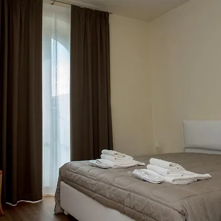 Apartment Raganella *